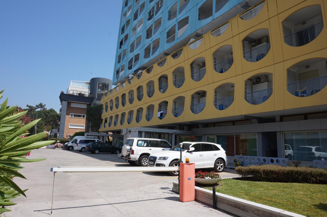 Colorado Lignano Apartment Lignano Sabbiadoro Bagian luar foto